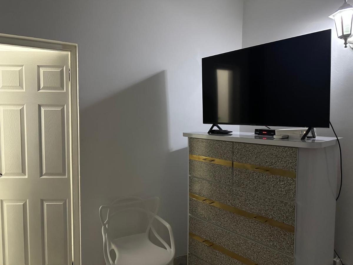 Remarkable 1-Bed Apartment In 蒙特哥贝 外观 照片